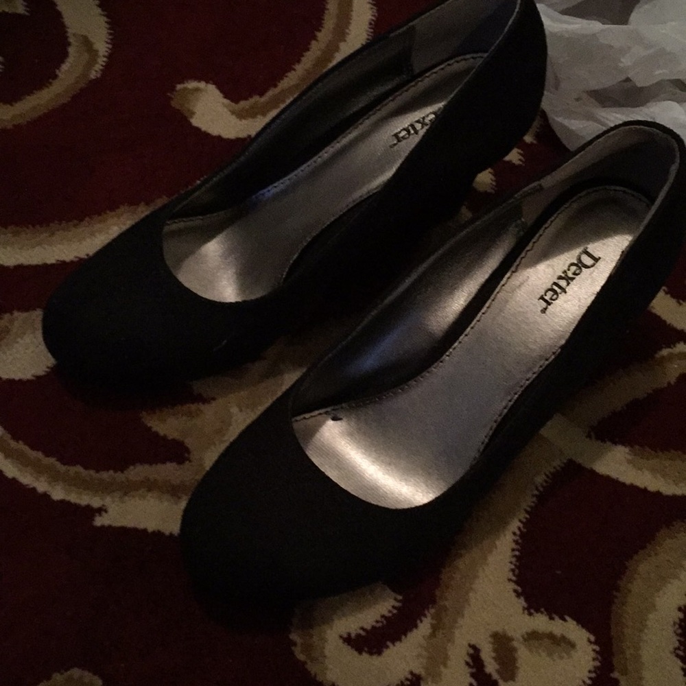 Shoes size 7.5